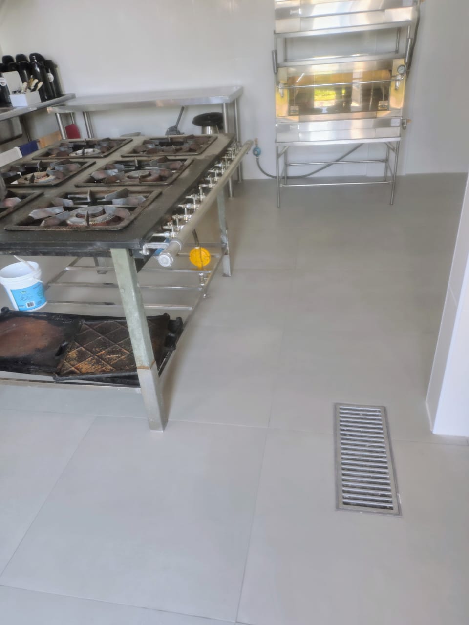 Cozinha industrial finalizada — Kadant